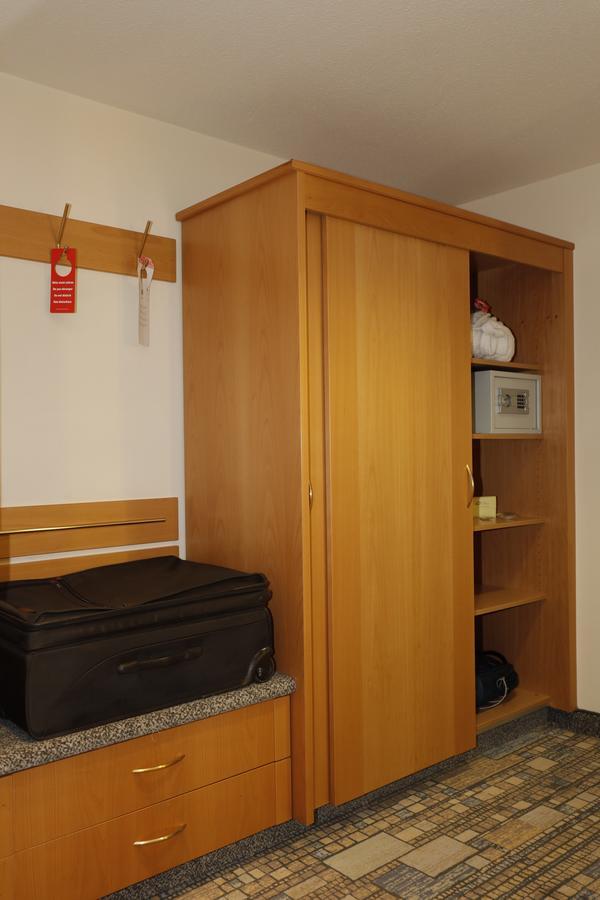 Hotel City-hotel