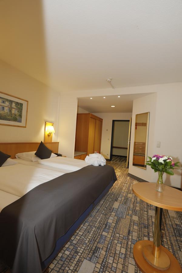 City-hotel 3*