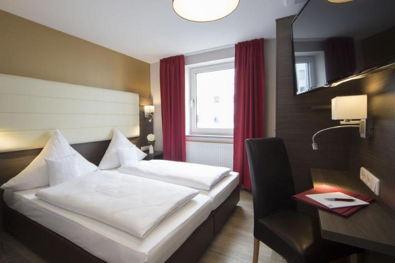 City-hotel Hotel 3*